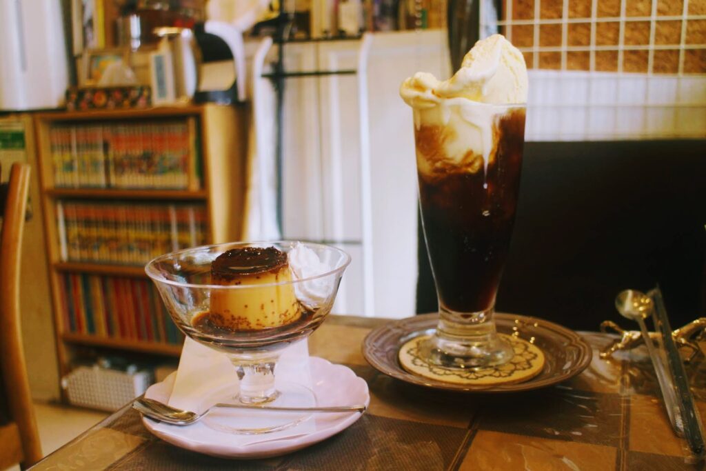 昭和レトロ研究所　「COFFEEカヨ」
固めのプリン