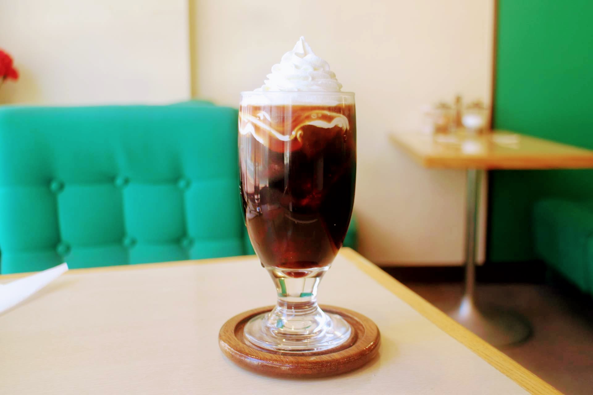 【浅草】喧騒を忘れて一寸ひといき。昭和レトロな純喫茶「セリーヌ」でハムトーストとウインナコーヒーを嗜む♡