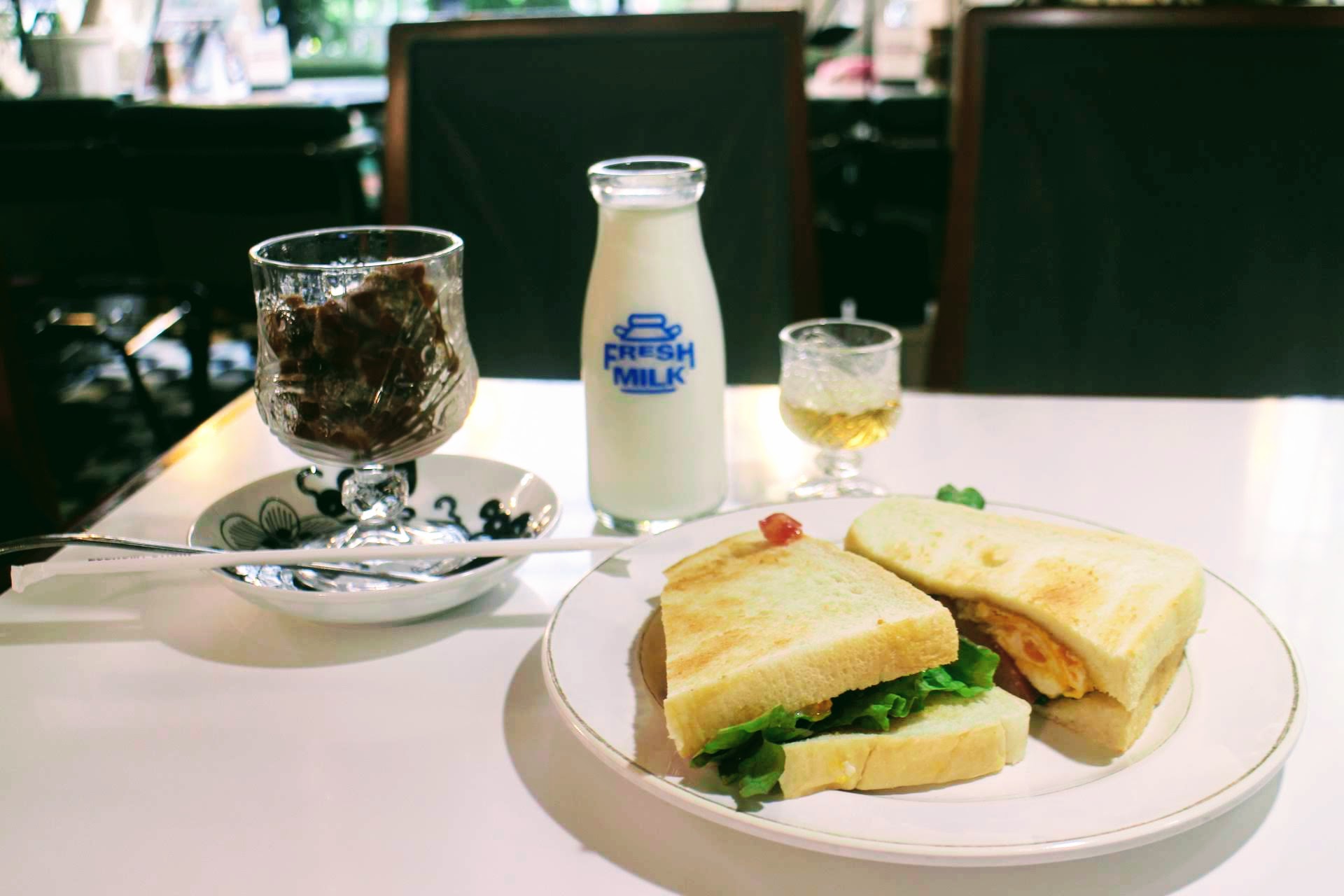 【小岩】ノスタルジックなエモーショナル空間♡昭和レトロな純喫茶「木の実」で氷カフェを嗜む。