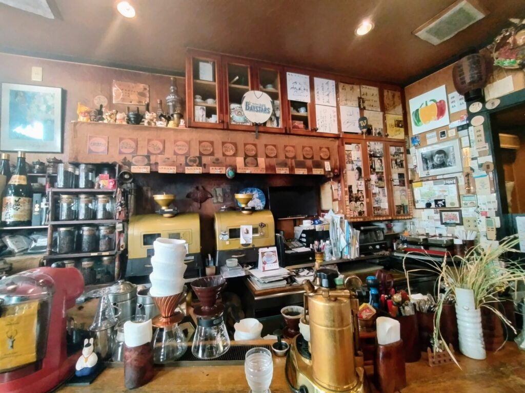 昭和レトロ研究所　横須賀レトロ喫茶店　「カフェコンティニュー」