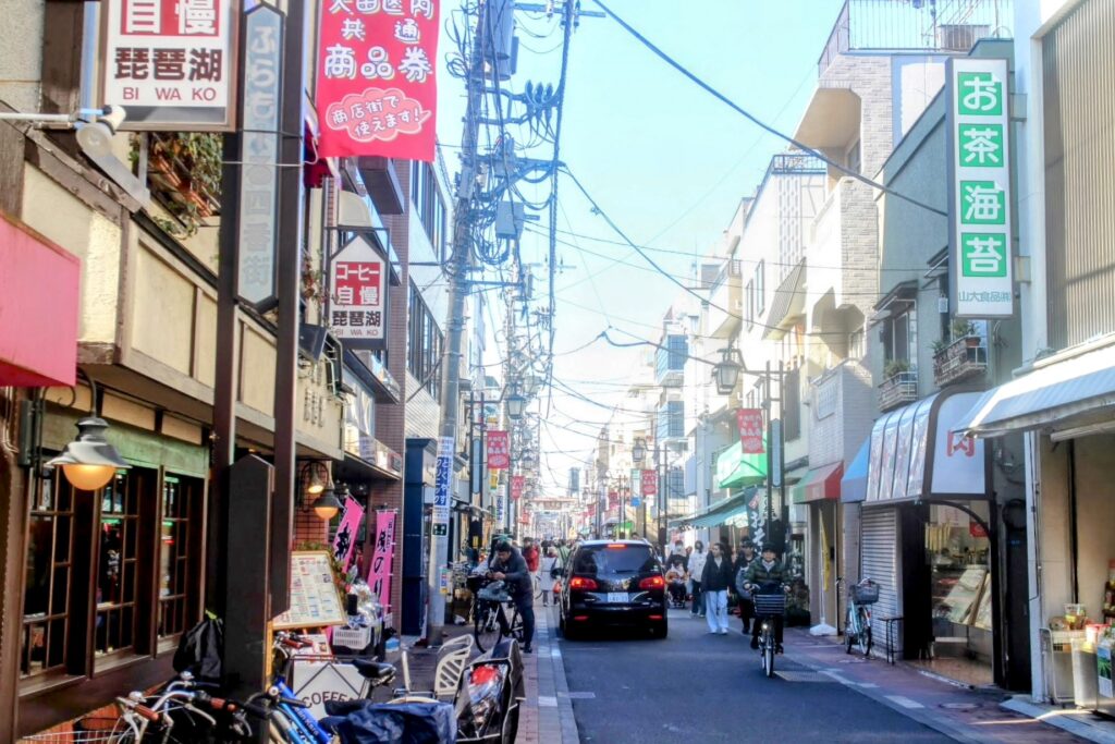 昭和レトロ研究所　梅屋敷レトロ喫茶
琵琶湖