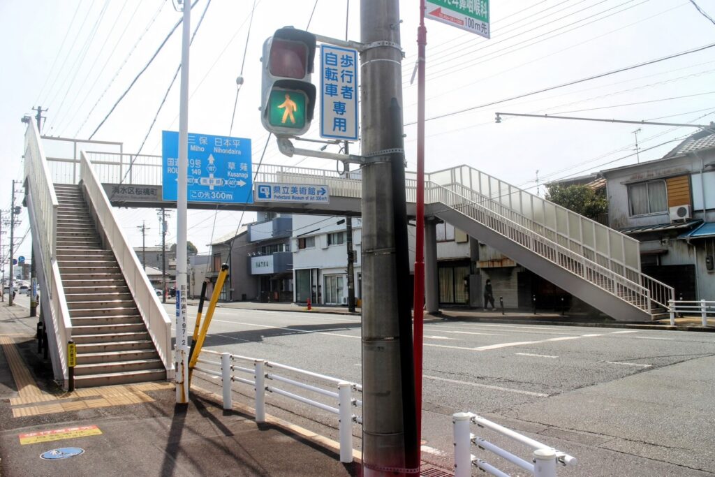 ちびまる子ちゃん　聖地巡礼　さくらももこ