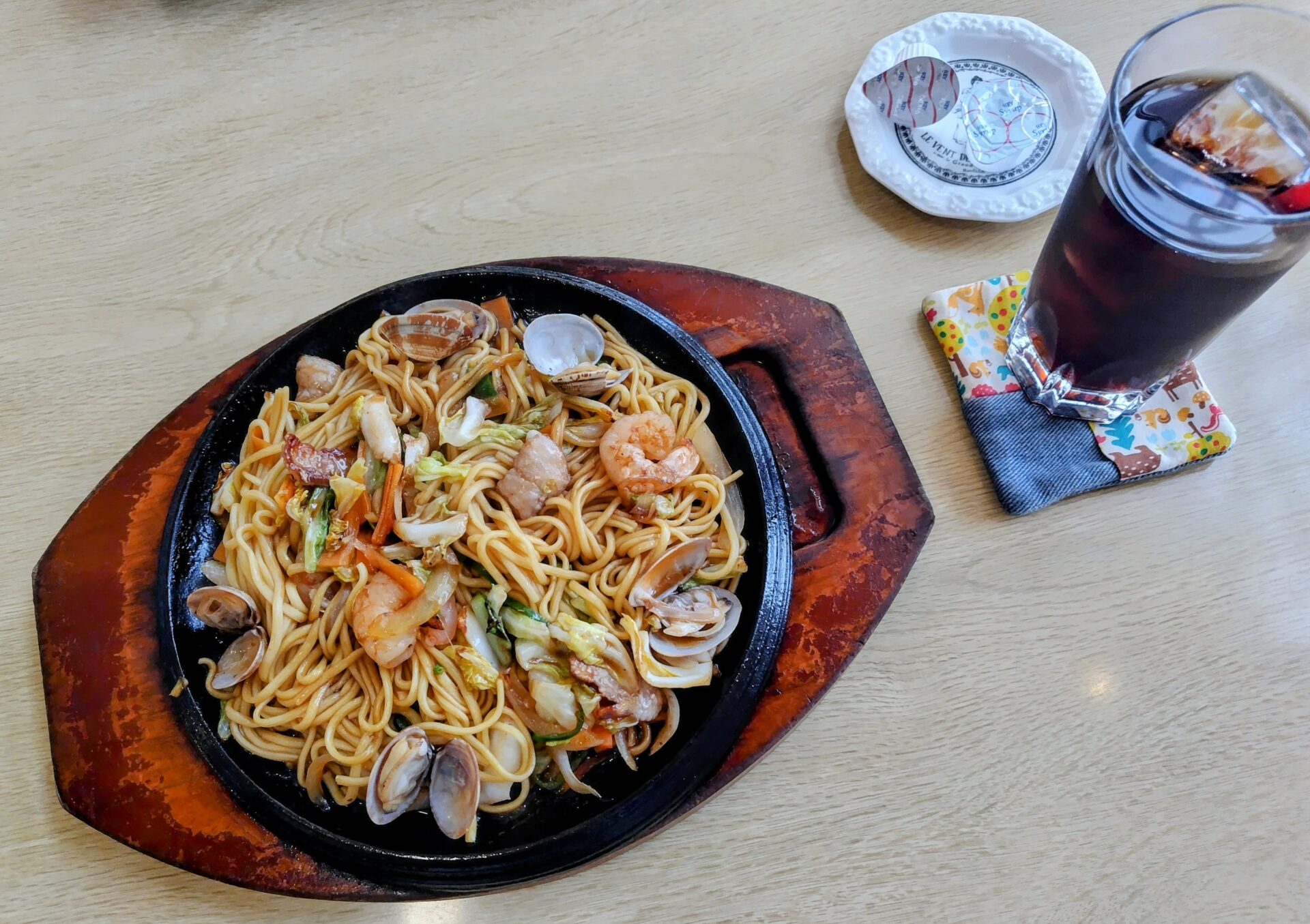 【外川（銚子電鉄）】終着駅のレトロな喫茶店「シュクラン」の「鉄板ミックスやきそば」が絶品すぎた！