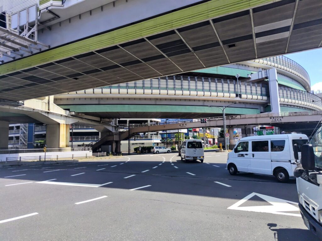 昭和レトロ研究所　「熊野町交差点レトロ空間」