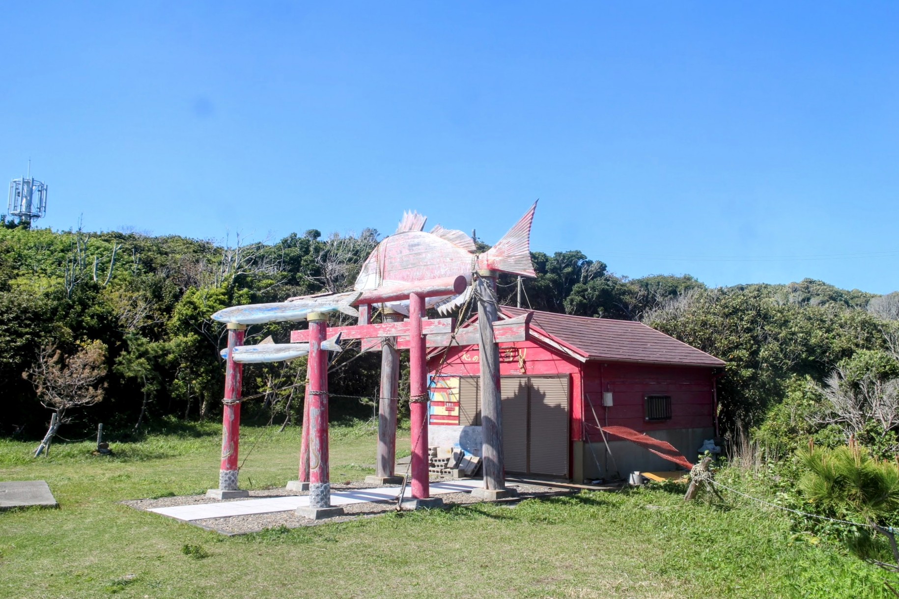 【銚子の珍スポット？】「長九郎(ちょぼくり)稲荷神社」がいろんな意味で凄すぎるっ！【パワースポット】