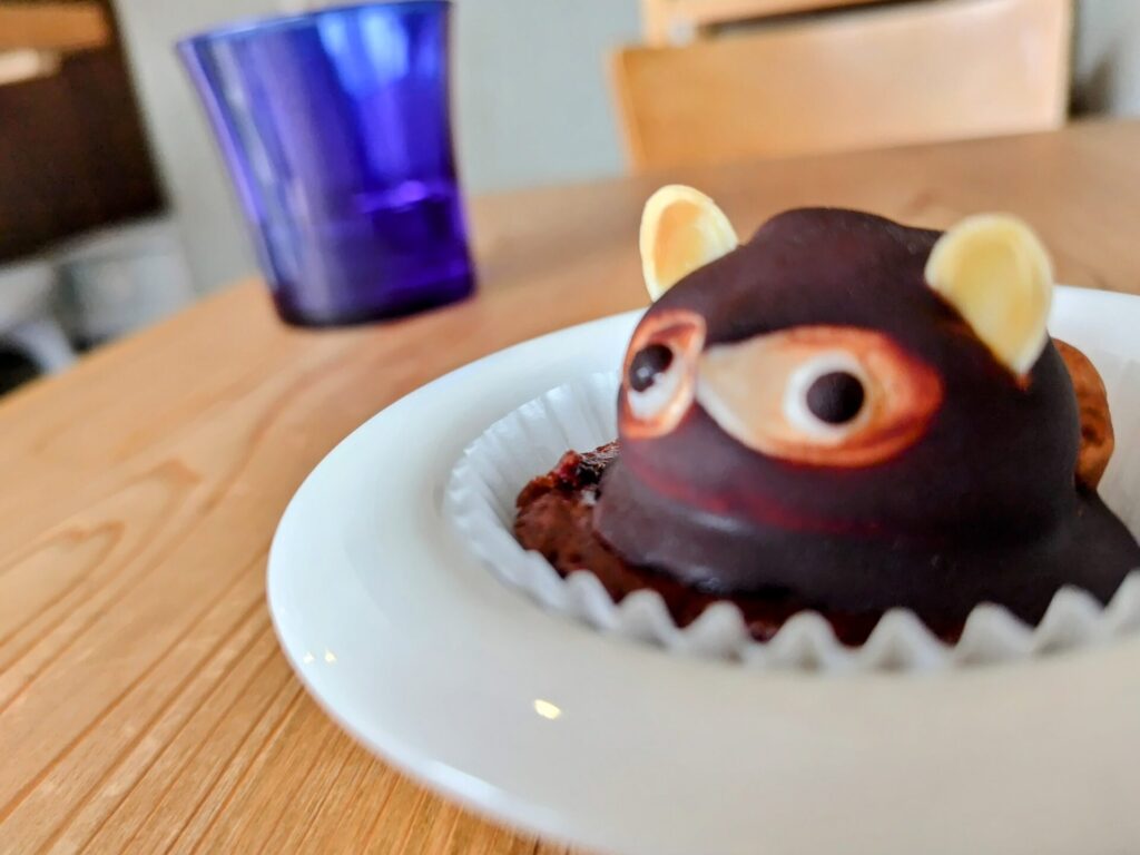 昭和レトロ研究所　たぬきケーキ　吉祥寺「CAFE222」