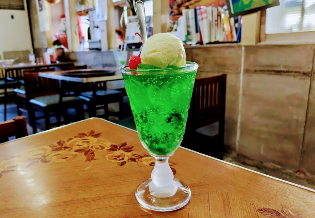 昭和レトロ研究所　秩父　「パリー食堂」