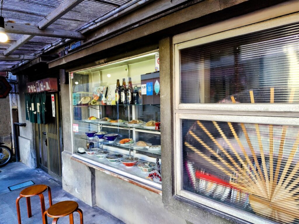 昭和レトロ研究所　秩父　「パリー食堂」