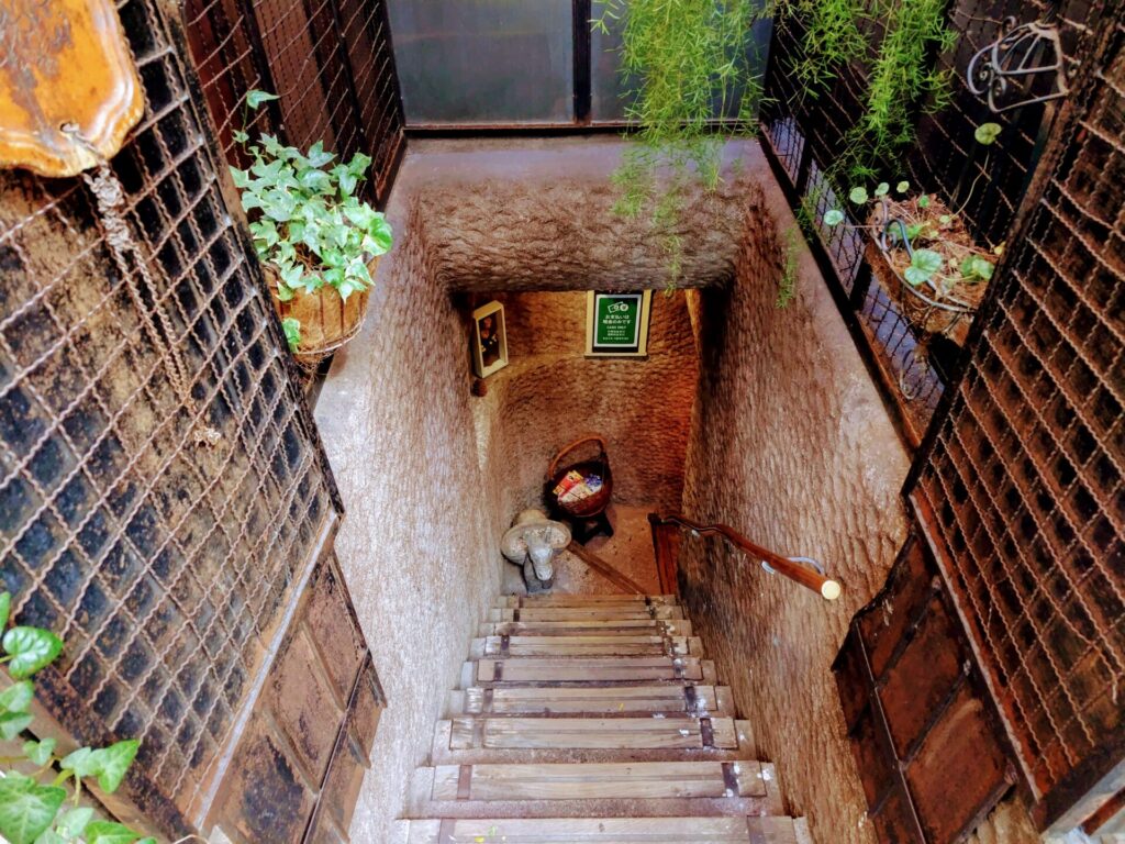 昭和レトロ研究所　吉祥寺レトロ喫茶
「くぐつ草」