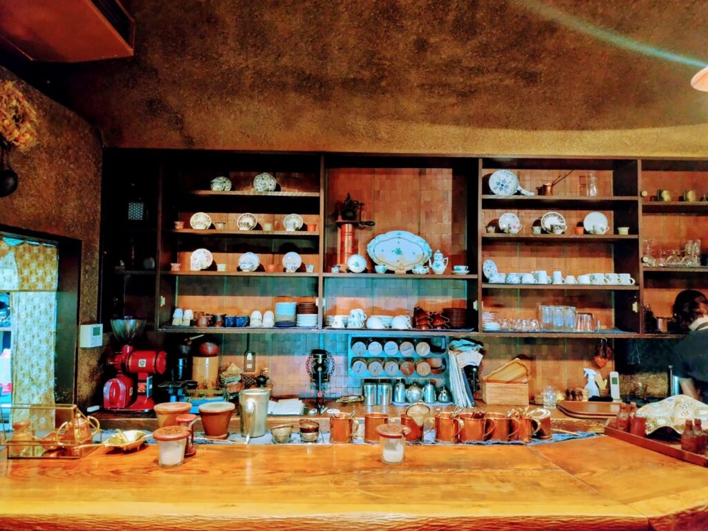 昭和レトロ研究所　吉祥寺レトロ喫茶
「くぐつ草」