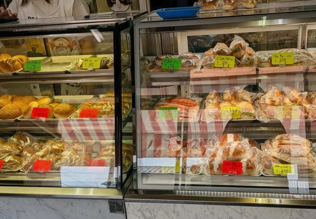 昭和レトロ研究所　甲府「ずんちゃんパン」